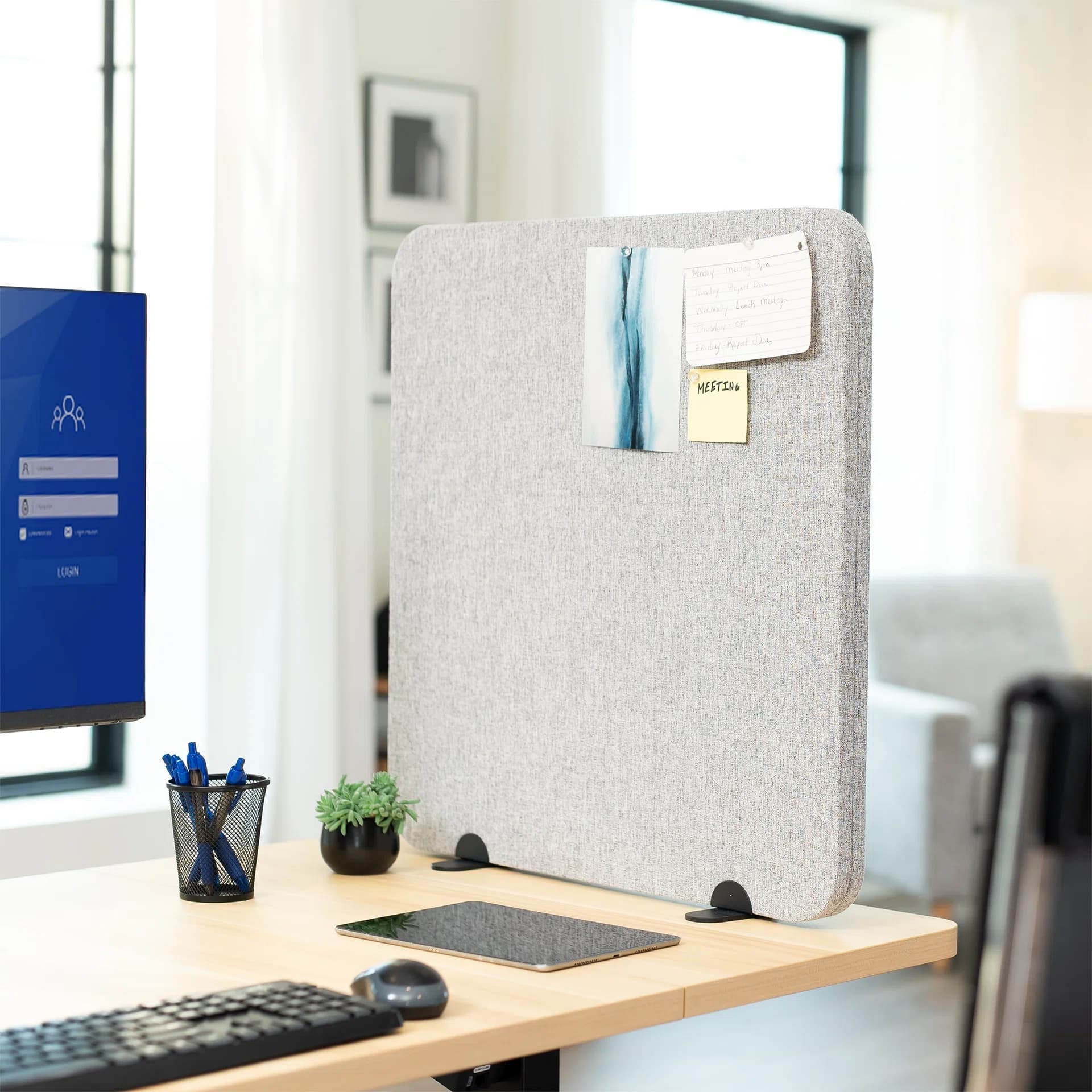 Freestanding Desk Privacy Panel