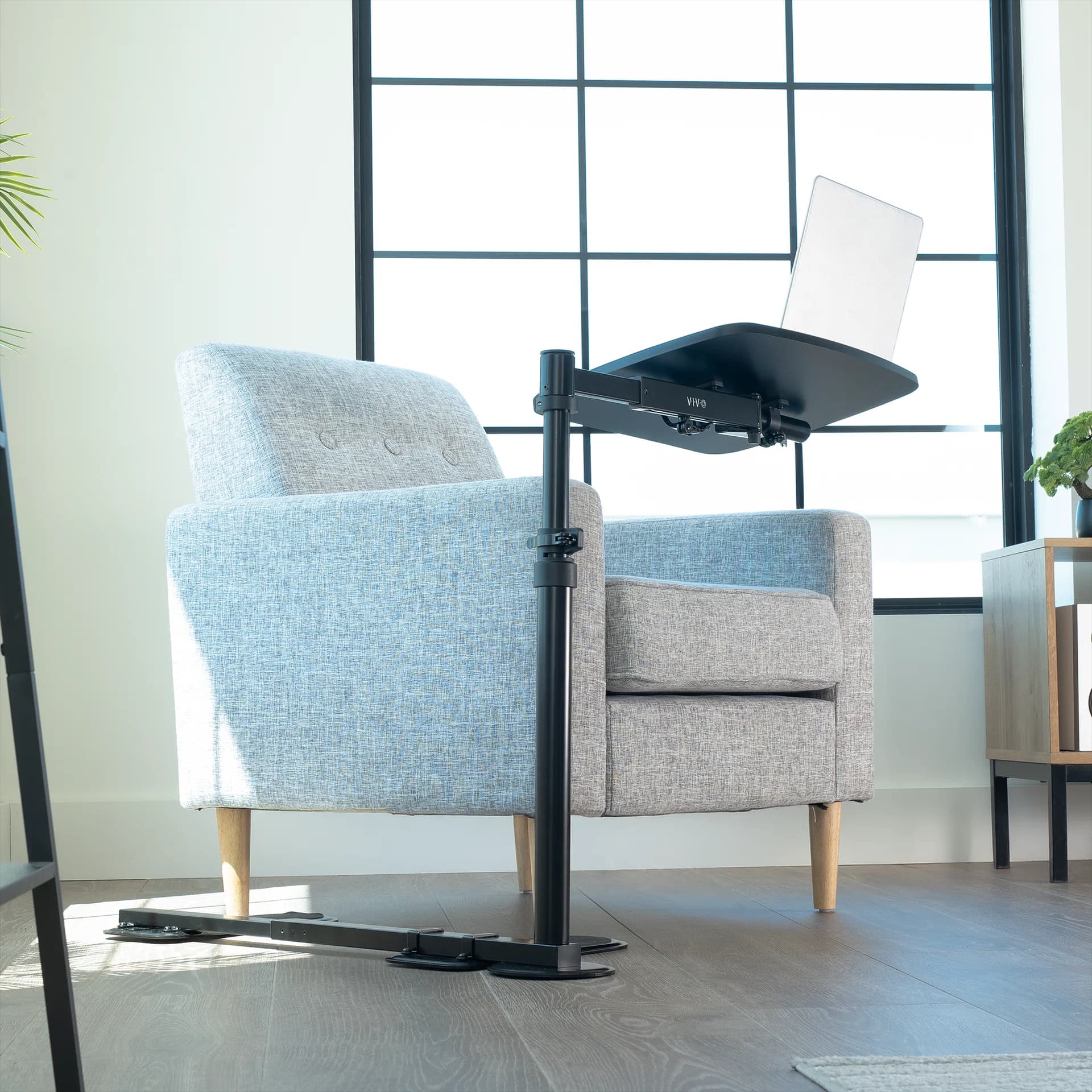 20" x 15" Swivel Couch Desk