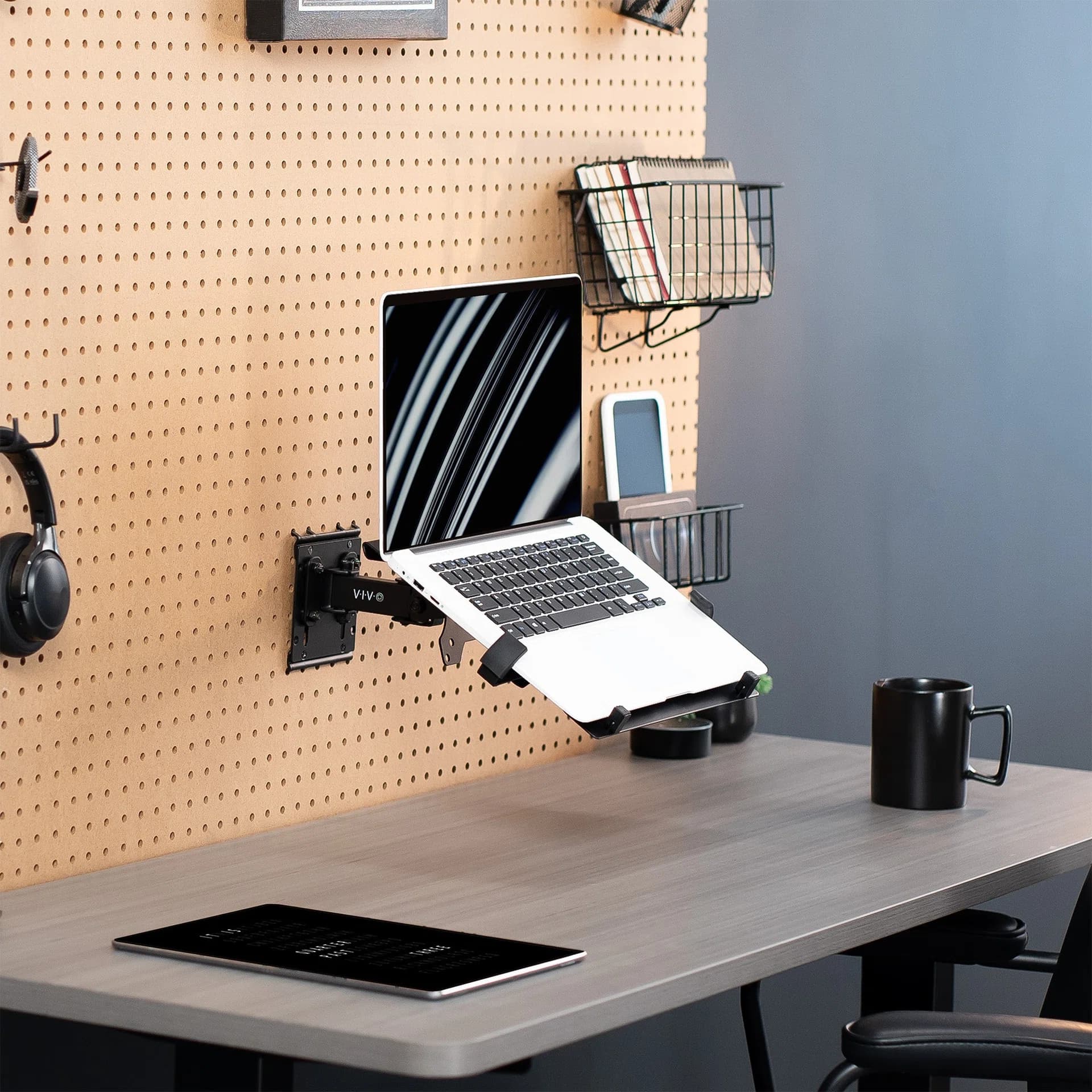 Pegboard Compatible Laptop Holder - 10" to 15.6" Screens