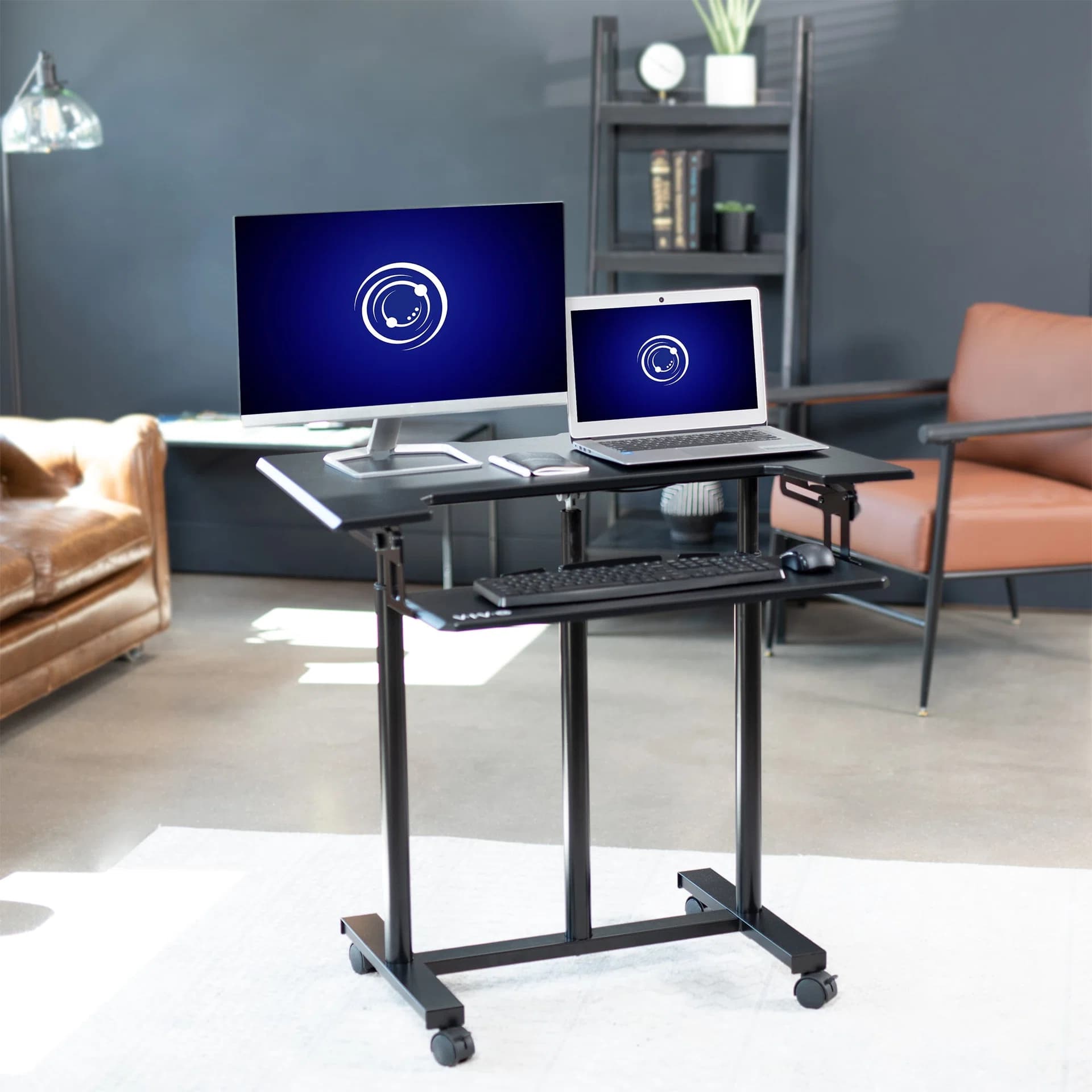 35" Mobile Computer Workstation